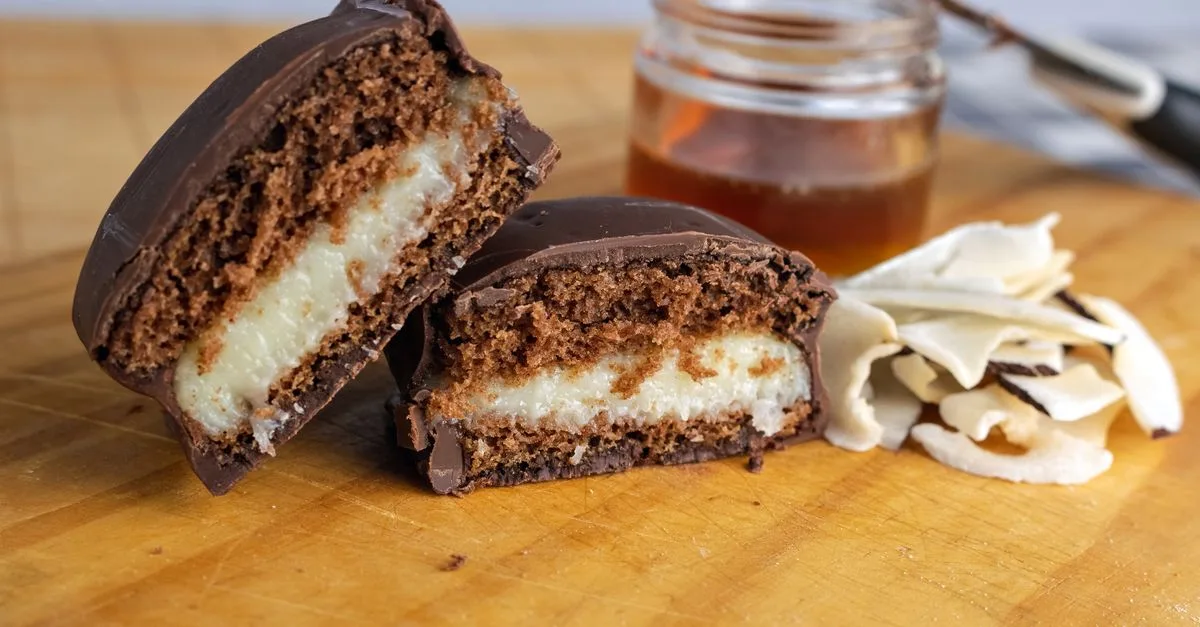 découvrez notre délicieux chocolat fourré, une gourmandise fondante et savoureuse qui ravira vos papilles à chaque bouchée.