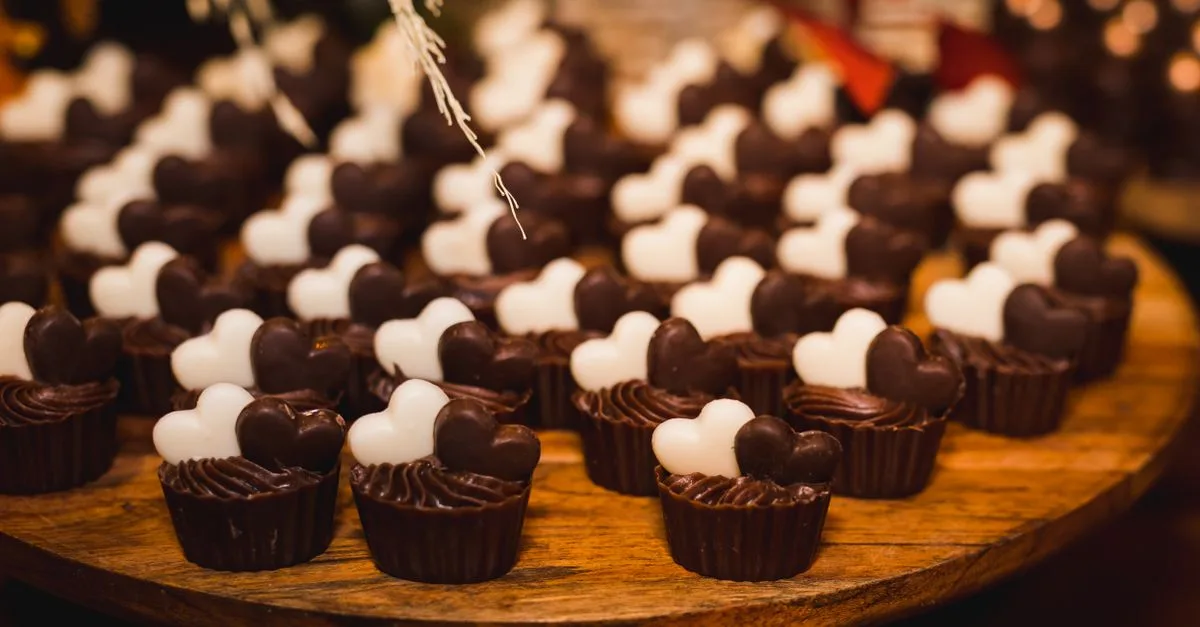 découvrez notre sélection de bonbons de mariage élégants et gourmands pour rendre votre réception inoubliable. parfaits pour toutes les célébrations nuptiales.