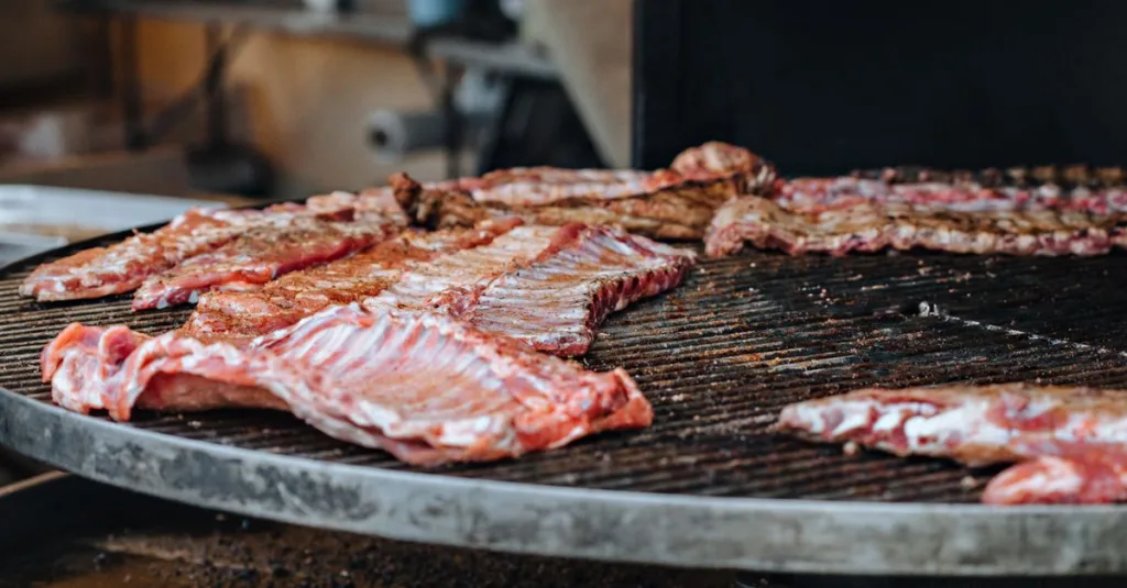 découvrez notre recette de travers de porc tendres et fondants, parfaitement cuits au four pour un repas savoureux et réconfortant.